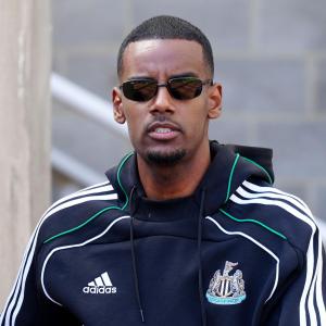 Newcastle Nears Striker Deal, Chelsea Pursues Garnacho Amid Transfer Whirlwind