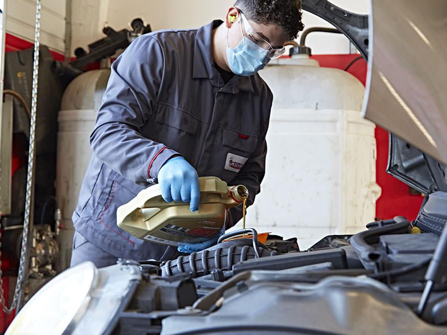 Vidange voiture - Tout savoir sur la vidange automobile | Carter-cash