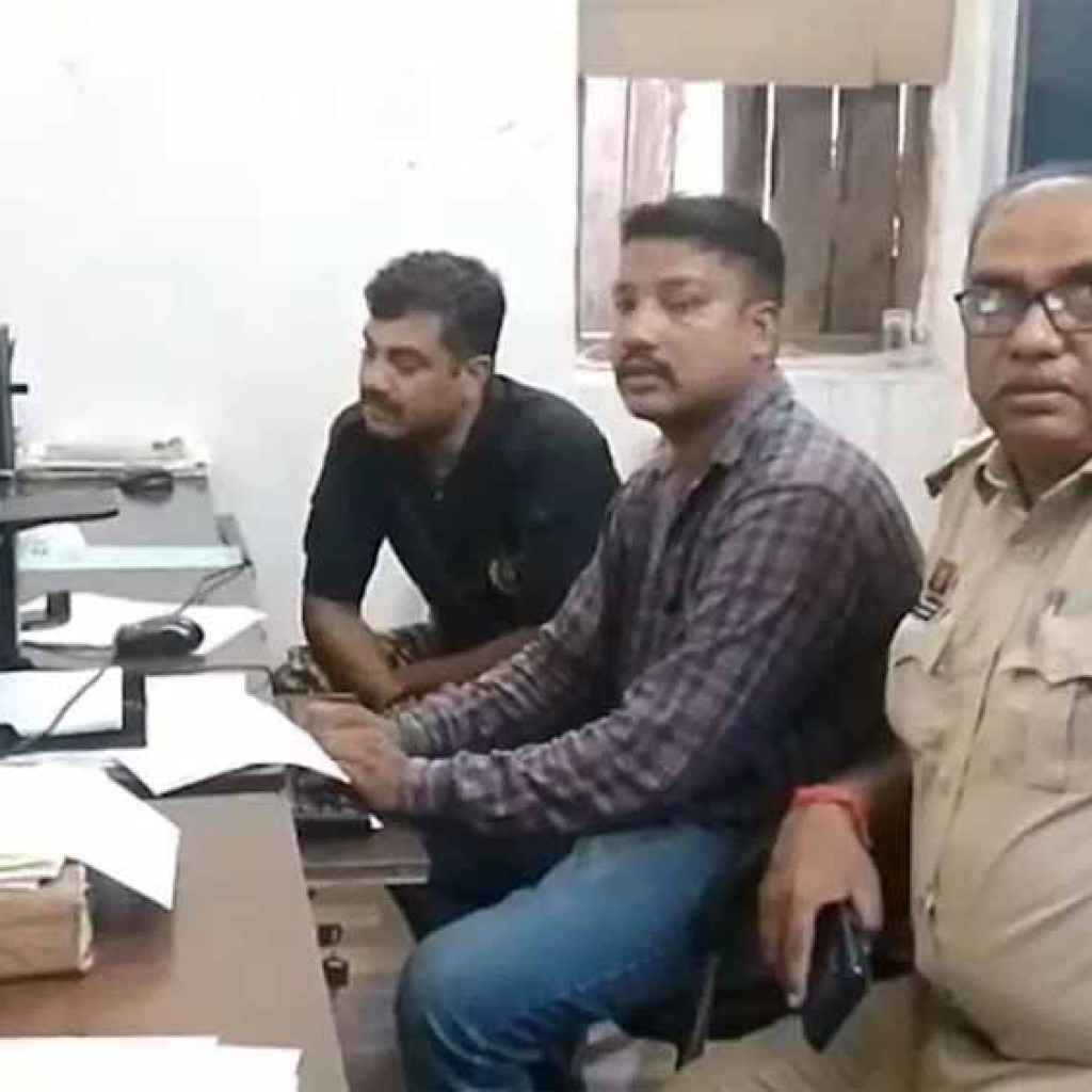 चलती ट्रेन से जवानों का हथियार चोरी, GRP ने ताबड़तोड़ कार्रवाई कर पकड़ा आरोपी