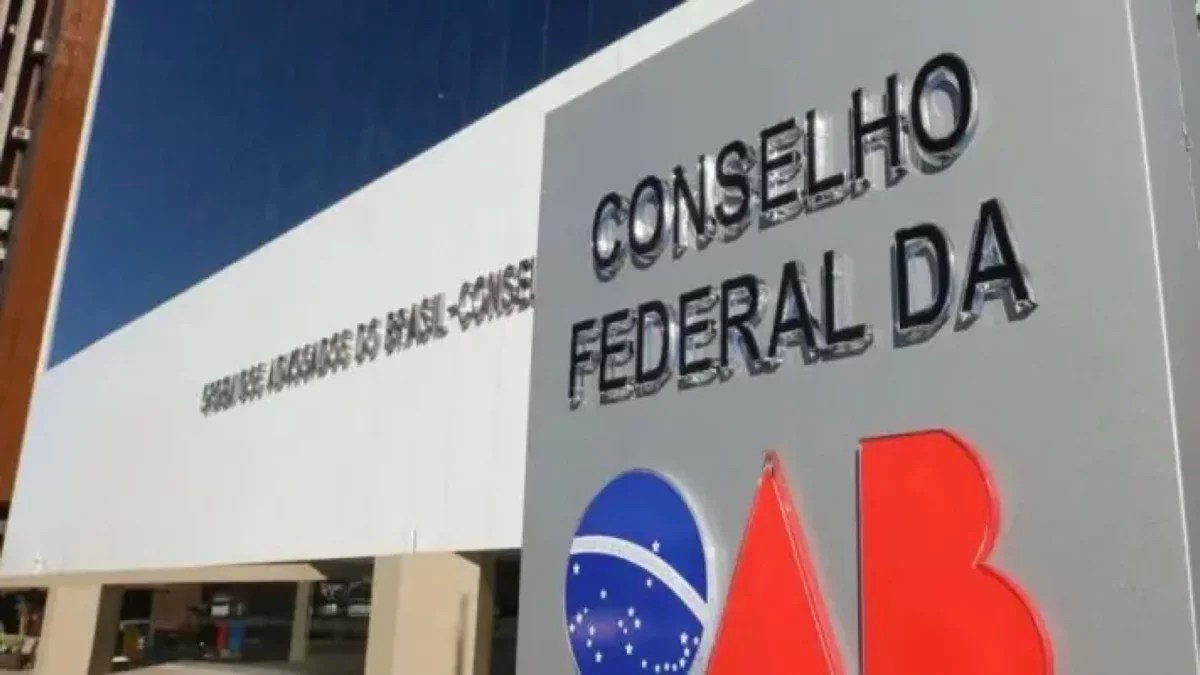Condenado a 390 anos por roubo de dados tem empresa conveniada com a OAB