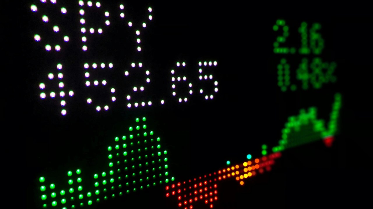S&P 500 rose 2.4% and Nasdaq 100 gained 3.7% last week, driven by mega-cap stocks like Apple and Nvidia