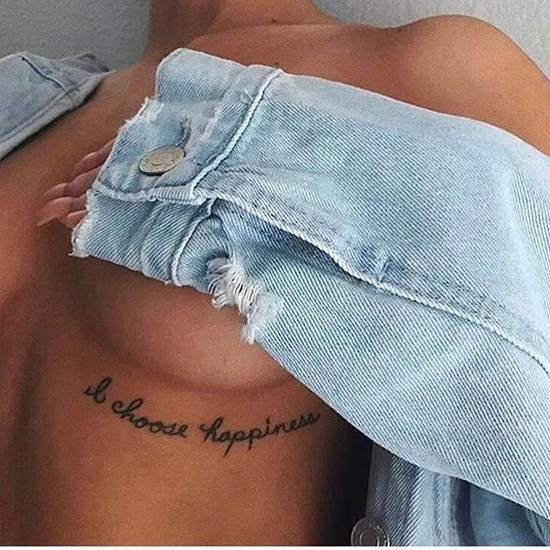 Tatuaggio In Mezzo Al Seno: Tutte Pazze Per L'#Underboob | Deabyday 550_x_550_jpg