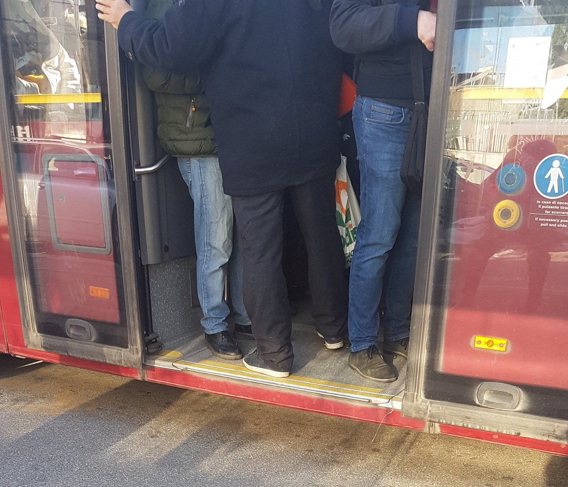 Da Quando C'è Il Covid, Evasione Record Del Biglietto Sui Mezzi Atac | Diarioromano 989_x_1152_jpg