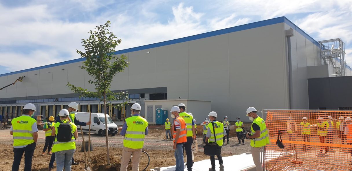 Amazon Verso Il 'Day One' A Spilamberto: Il Nuovo Centro Di Smistamento Aprirà A Ottobre - Dire.it 591_x_1216_jpg