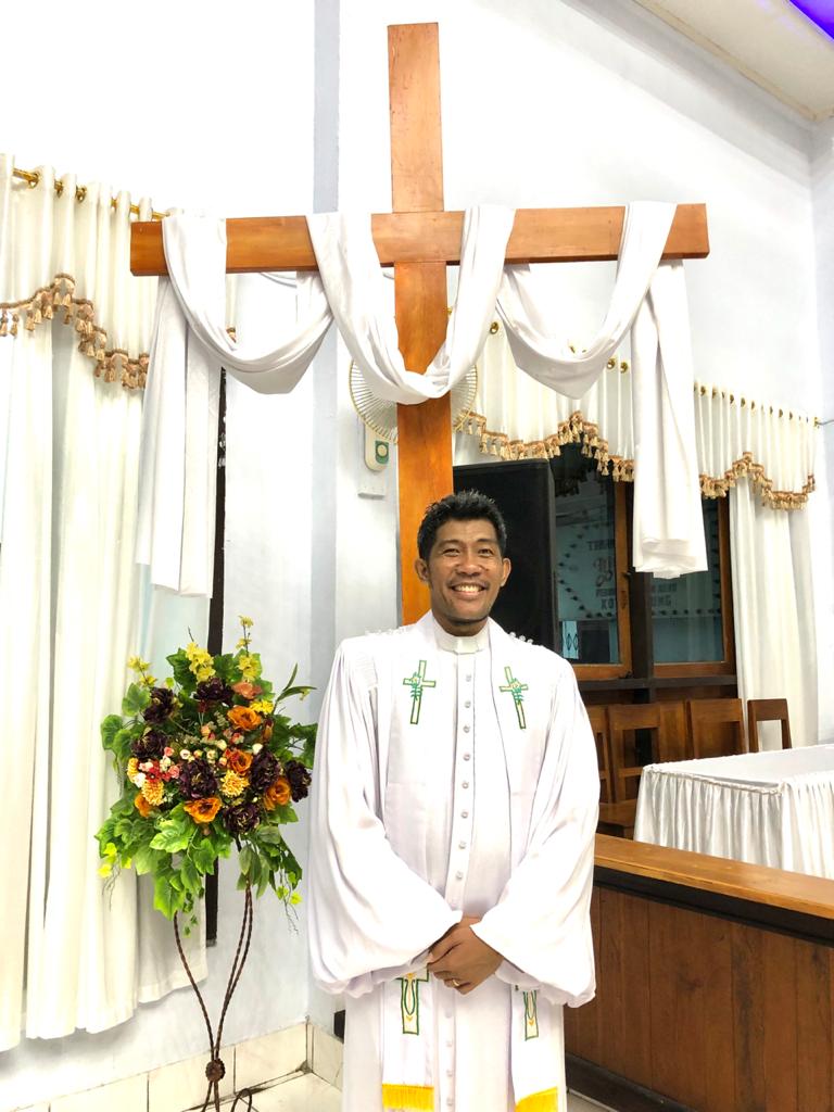 RELASI DENGAN SESAMA ADALAH CERMINAN RELASI DENGAN TUHAN” - Kolose 3:18 -  4:6 + Audio - Dodoku GMIM