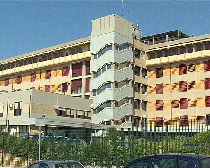 Ospedale Maggiore, Modica, Specializzazione In Erg: Voto 6.6 - Opinioni, Recensioni, Valutazioni, Reparti, Contatti 576_x_720_jpg