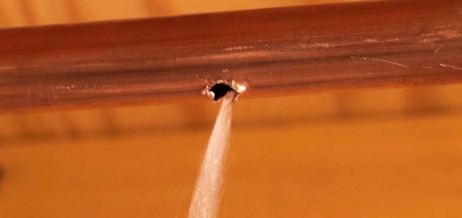 How To Repair A Broken Pipe Without Calling A Plumber