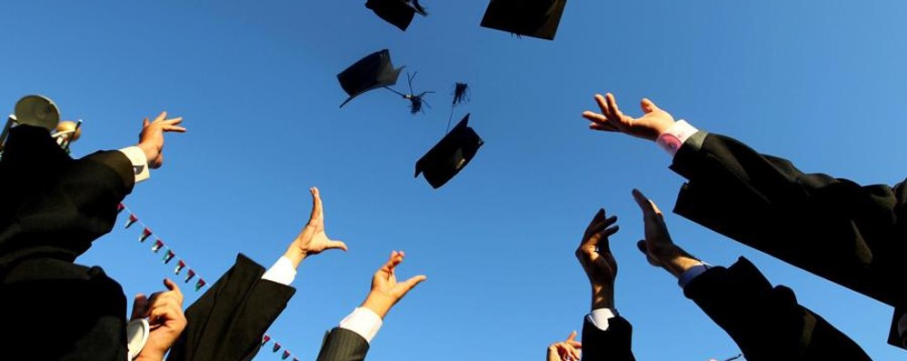 Laureati E Stipendi, Ecco Quali Sono Quelli Che Guadagnano Di Più 397_x_998_jpg