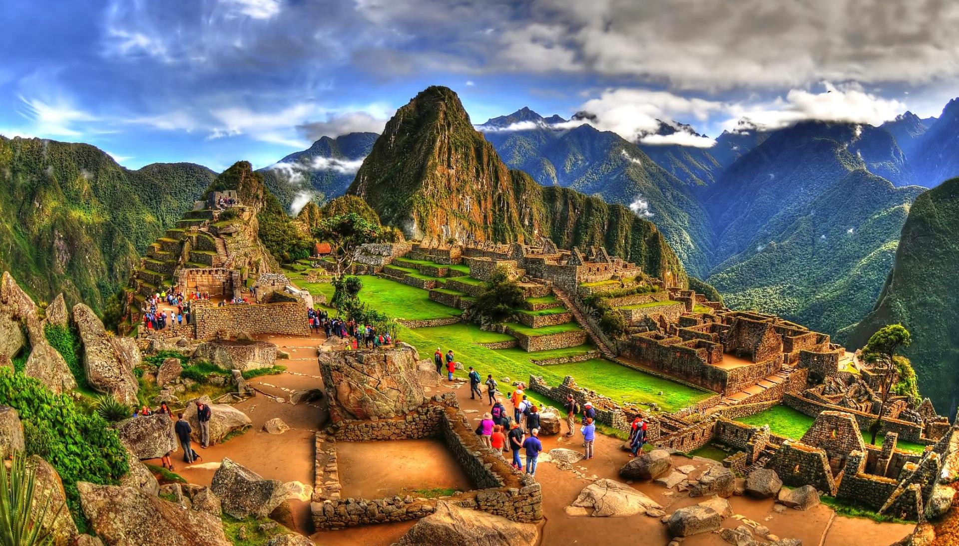 Descubre la magia de Machu Picchu: Explora los mejores tours para conocer esta maravilla histórica