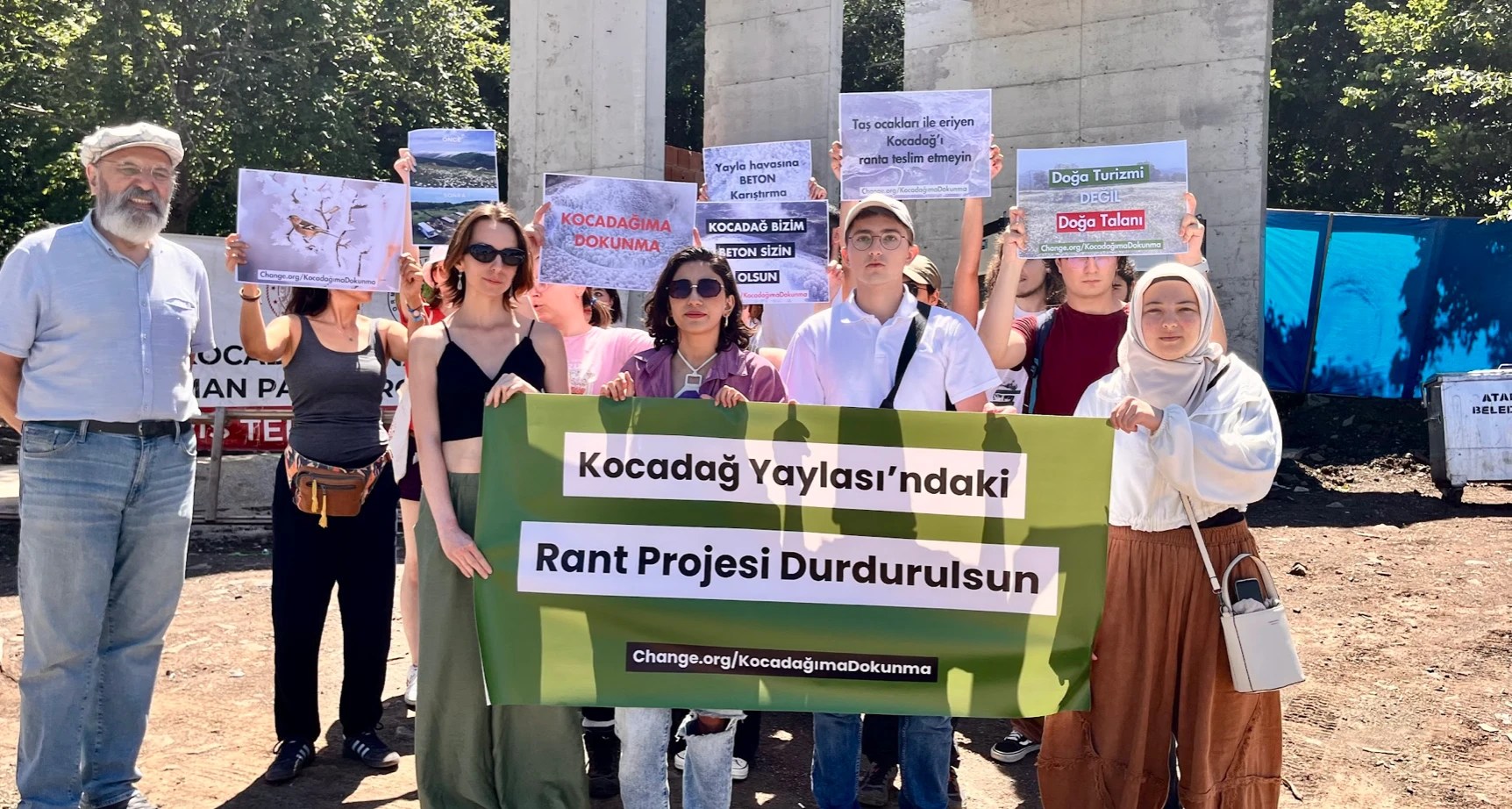 Jiletli Tellerle Etrafı Çevrilen Kocadağ Yaylası “Doğa Turizmi” Tehdidi Altında! Jiletli Tellerle Etrafı Çevrilen Kocadağ Yaylası “Doğa Turizmi” Tehdidi Altında!