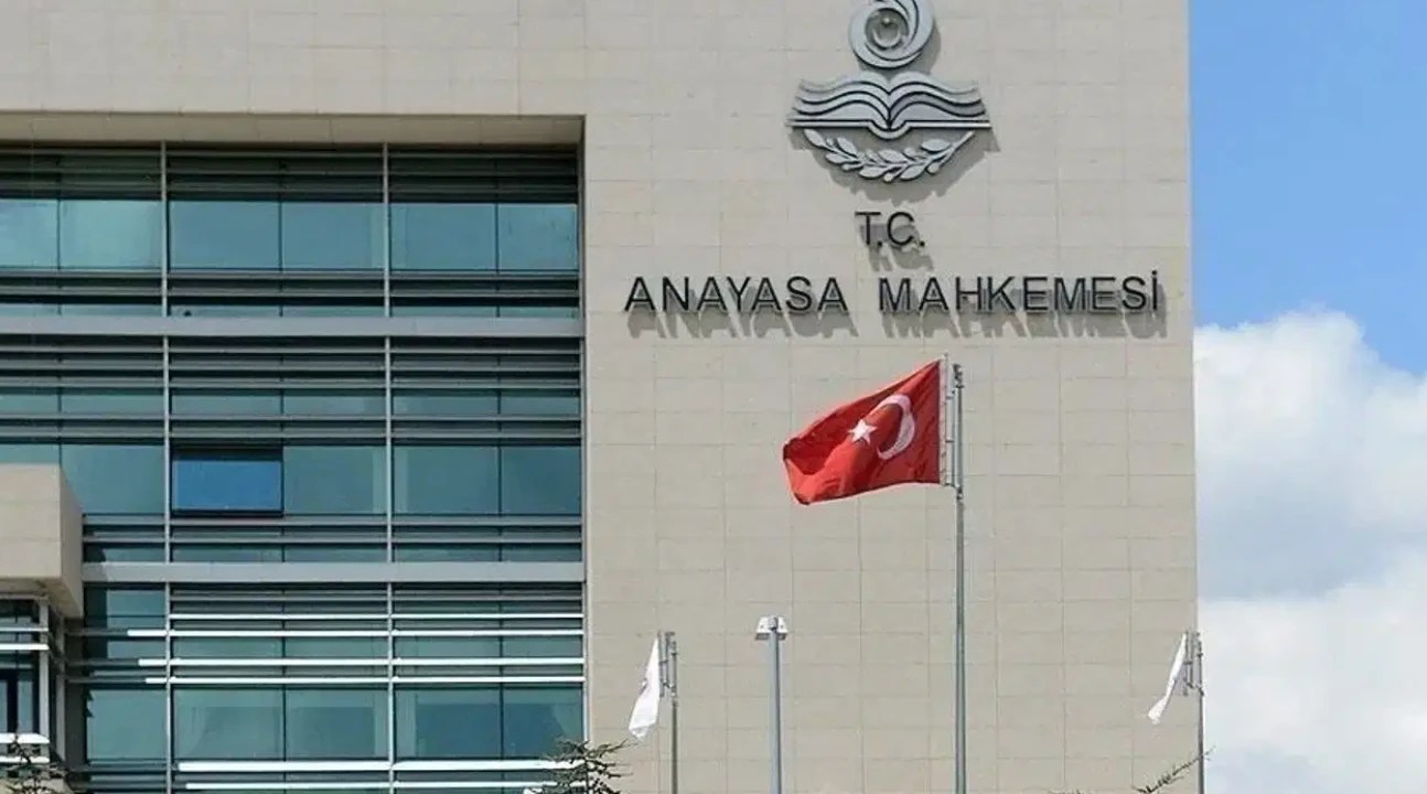 CHP İklim Kanunu’nu Anayasa Mahkemesi’ne Götürdü CHP İklim Kanunu’nu Anayasa Mahkemesi’ne Götürdü