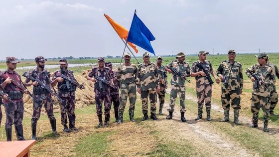 সীমান্তে অনুপ্রবেশে আটক বিএসএফ সদস্যকে ফেরত দিল বিজিবি