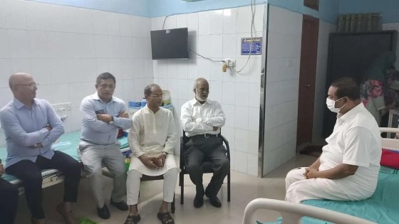 সাংবাদিক নেতা কাদের গনির খোঁজ নিলেন ড. মঈন খান
