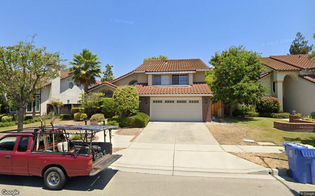 Milpitas single family home sold for .9 million