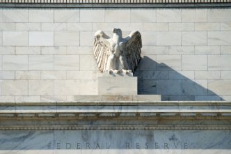 Gold Prices Climb 1% Following Dovish Signals from Powell Gold Prices Climb 1% Following Dovish Signals from Powell