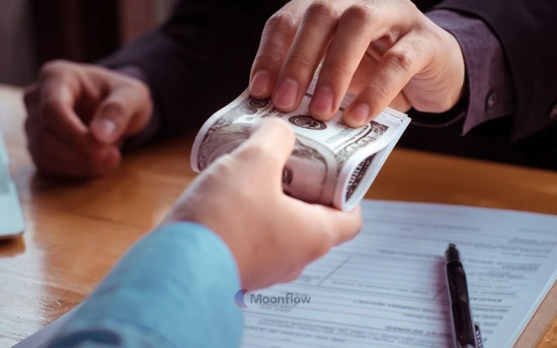 https://www.moonflow.ai/hubfs/RecursosBlog/BlogPeru/fraude-financiero.jpg