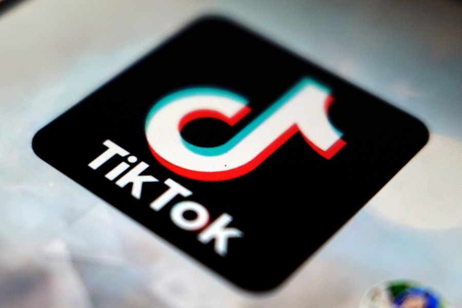 Viral Diner Laments Looming TikTok Ban