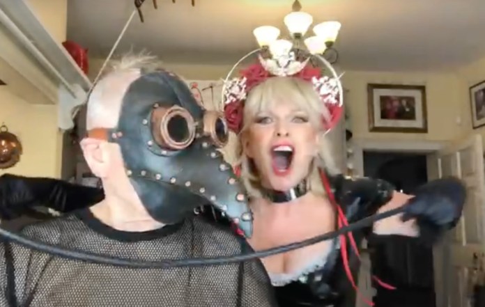 Watch Toyah Willcox carry out ‘Latex Messiah’ with Robert Fripp