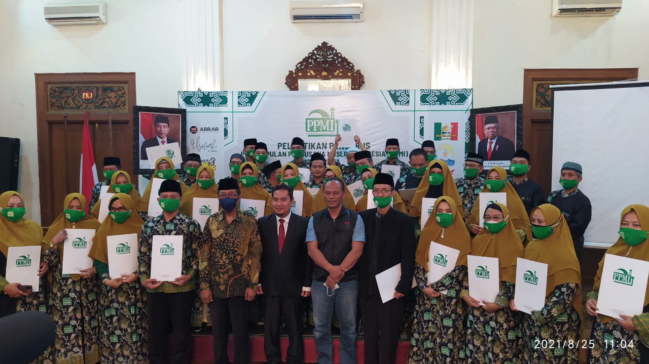 Pengusaha Muslim Indonesia Soloraya Lantik Pengurus Baru Periode 2021-2024  – Panjimas