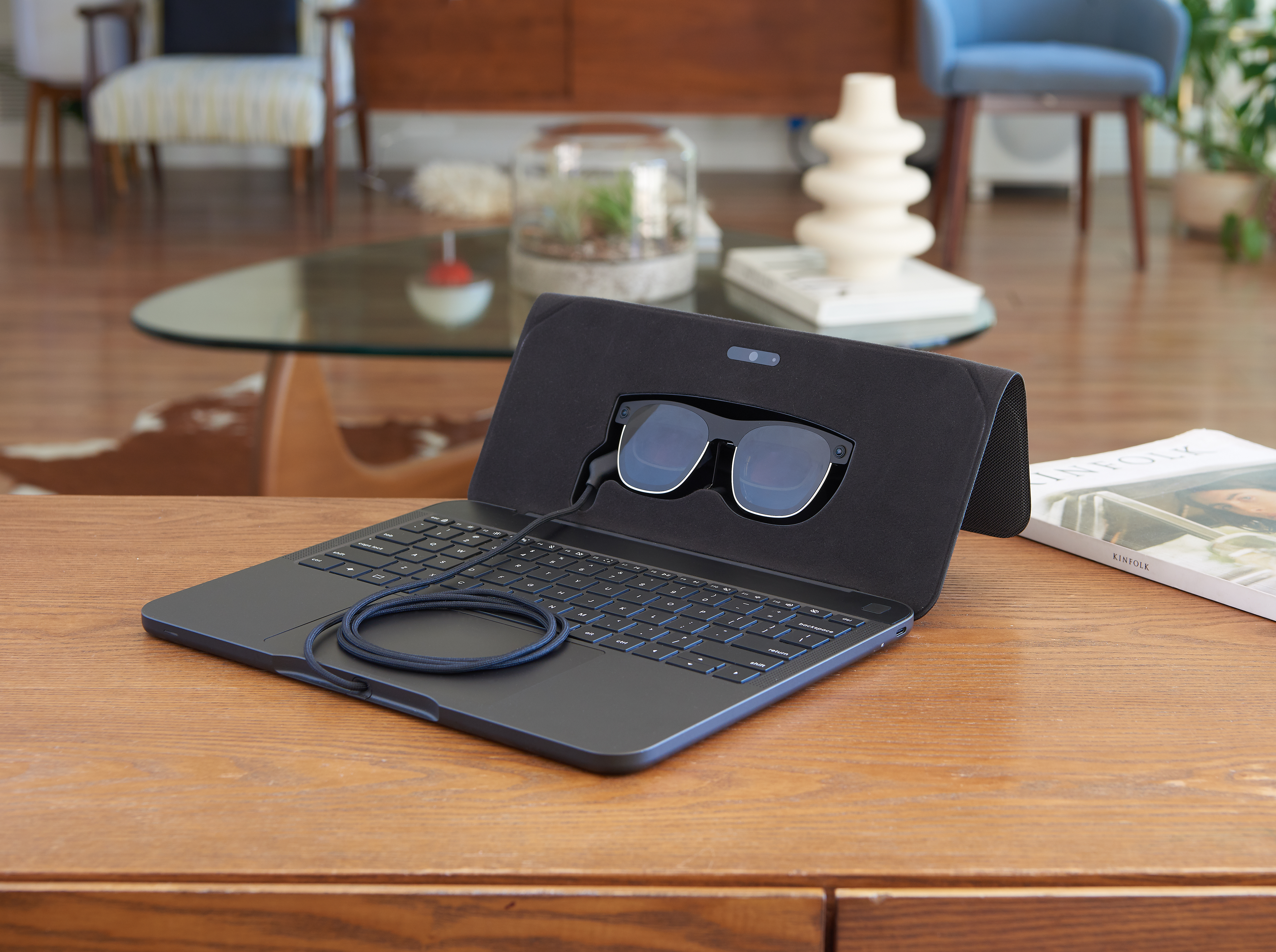 Spacetop, the radical new laptop with no screen, is ready for launch