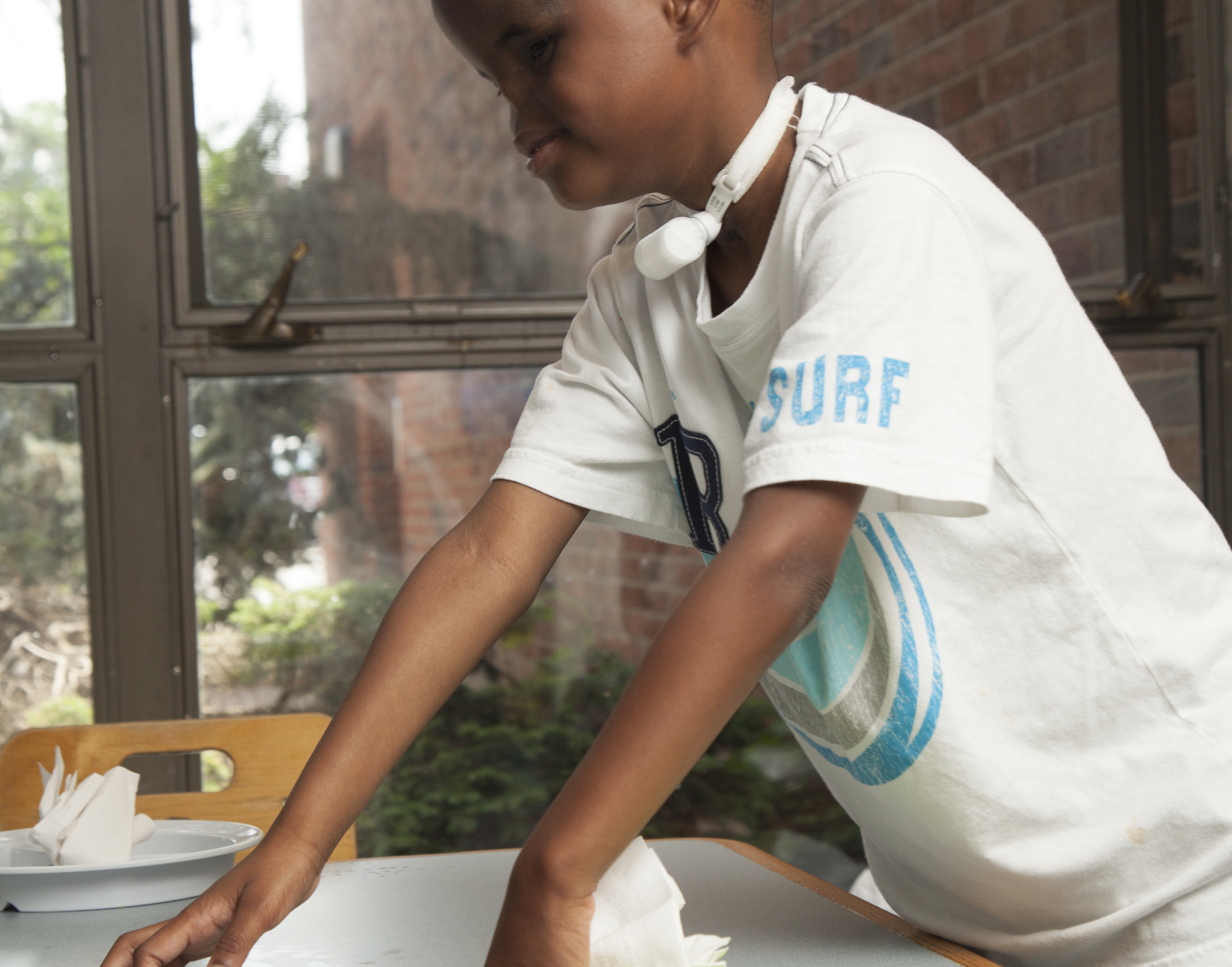 Clearing the Table: Cleaning and Organizing Skills | Paths to Transition |  Perkins eLearning