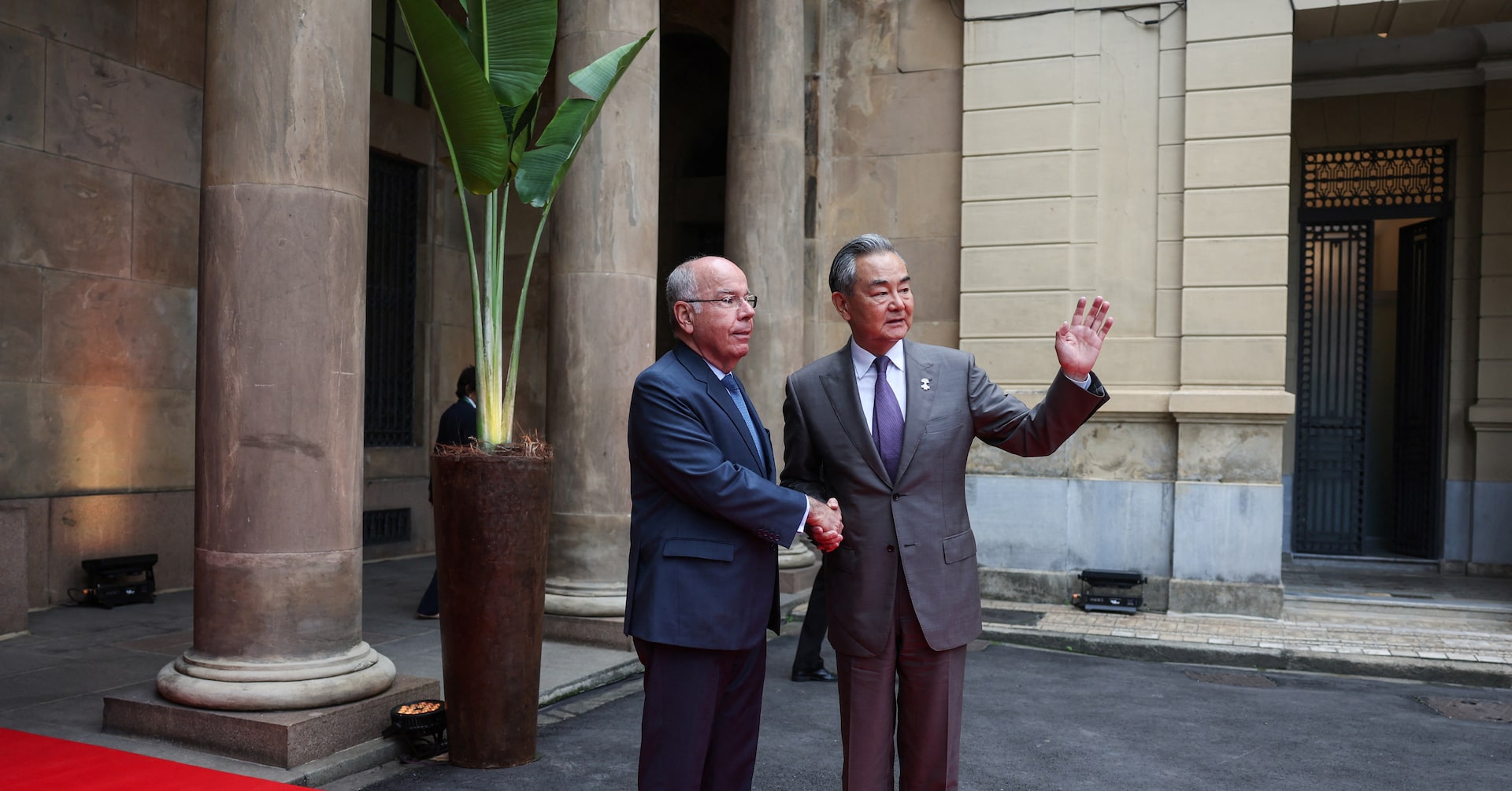 Cooperación estratégica: Brasil y China se unen en el bloque BRICS ante las sanciones de Estados Unidos
