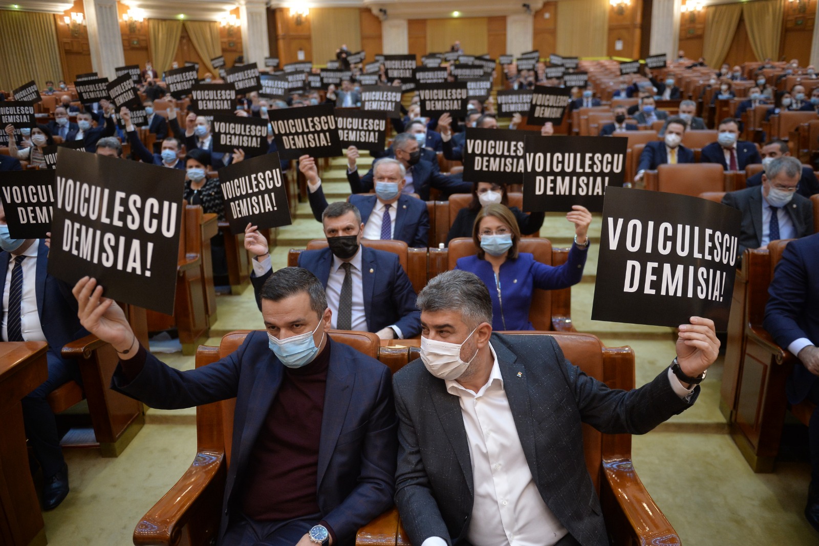Prima MoÅ£iune Din AceastÄ Sesiune ParlamentarÄ Vlad Voiculescu Atacat De Psd Piatapresei Ro