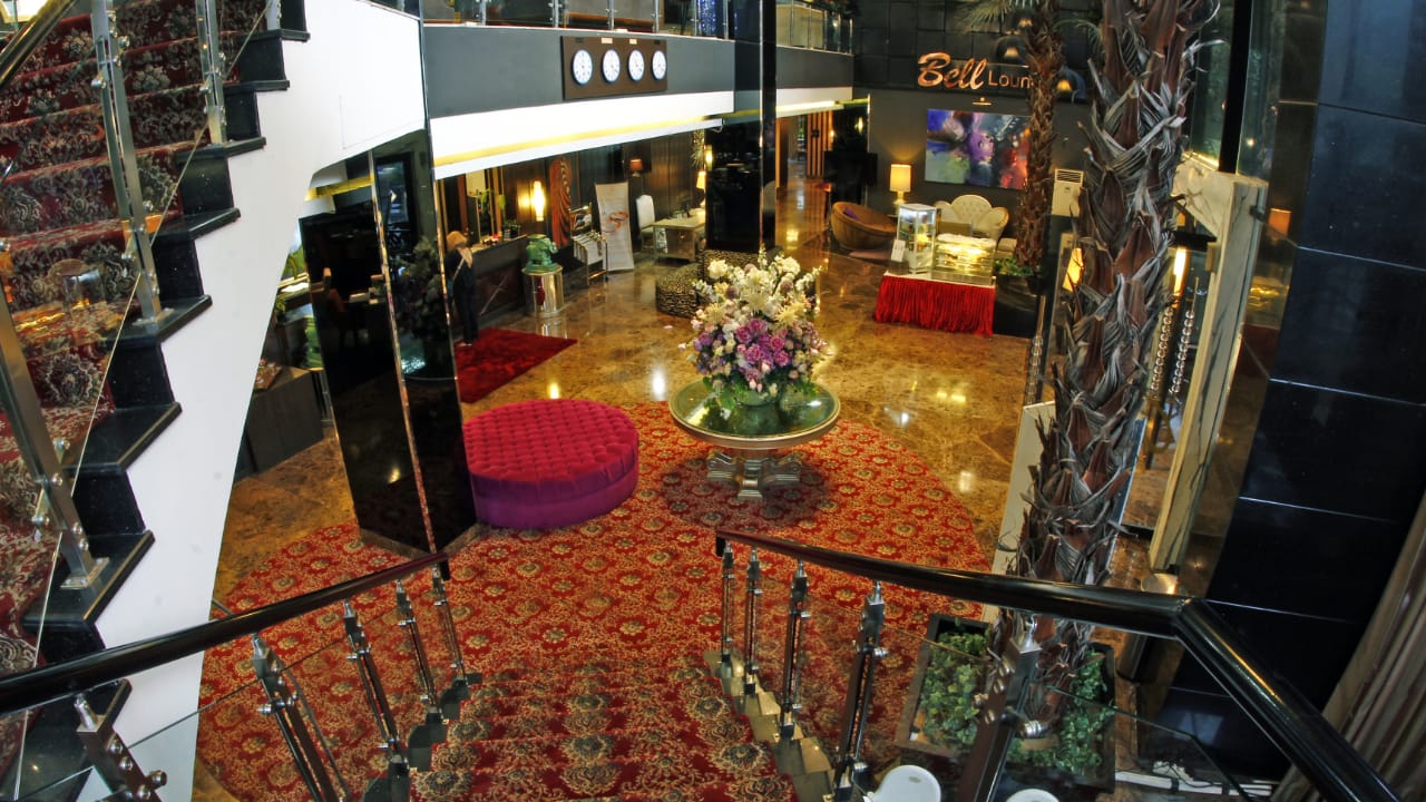 COSMO AMAROOSSA JAKARTA, EDGY HOTEL DI SELATAN JAKARTA - PORTONEWS