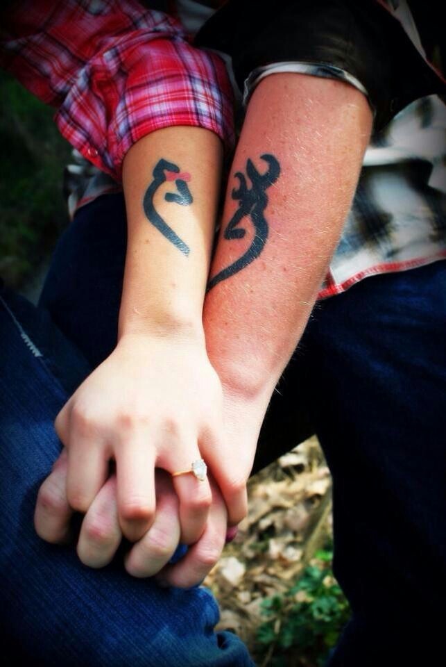 12 Stylish Couple Arm Tattoo Designs - Pretty Designs 960_x_643_jpg