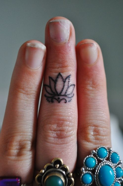 Mini Tattoo Designs You Must Love - Pretty Designs 750_x_498_jpg