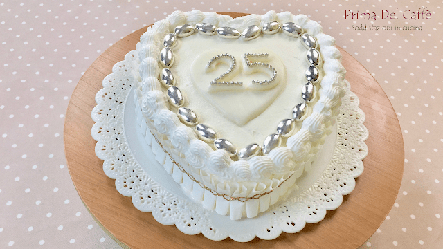 Torta Per Nozze D Argento Ricetta E Decorazione Torta Cuore Per Anniversario Prima Del Caffe Soddisfazioni In Cucina