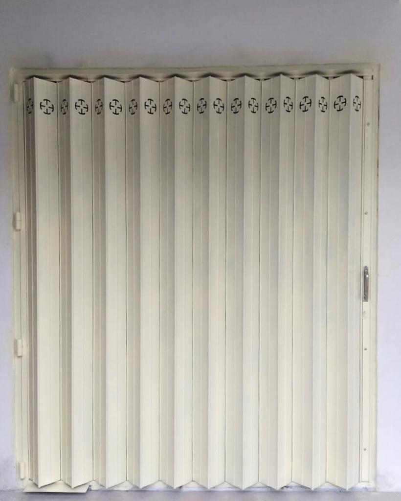 Tentang Pintu Lipat 2021 -