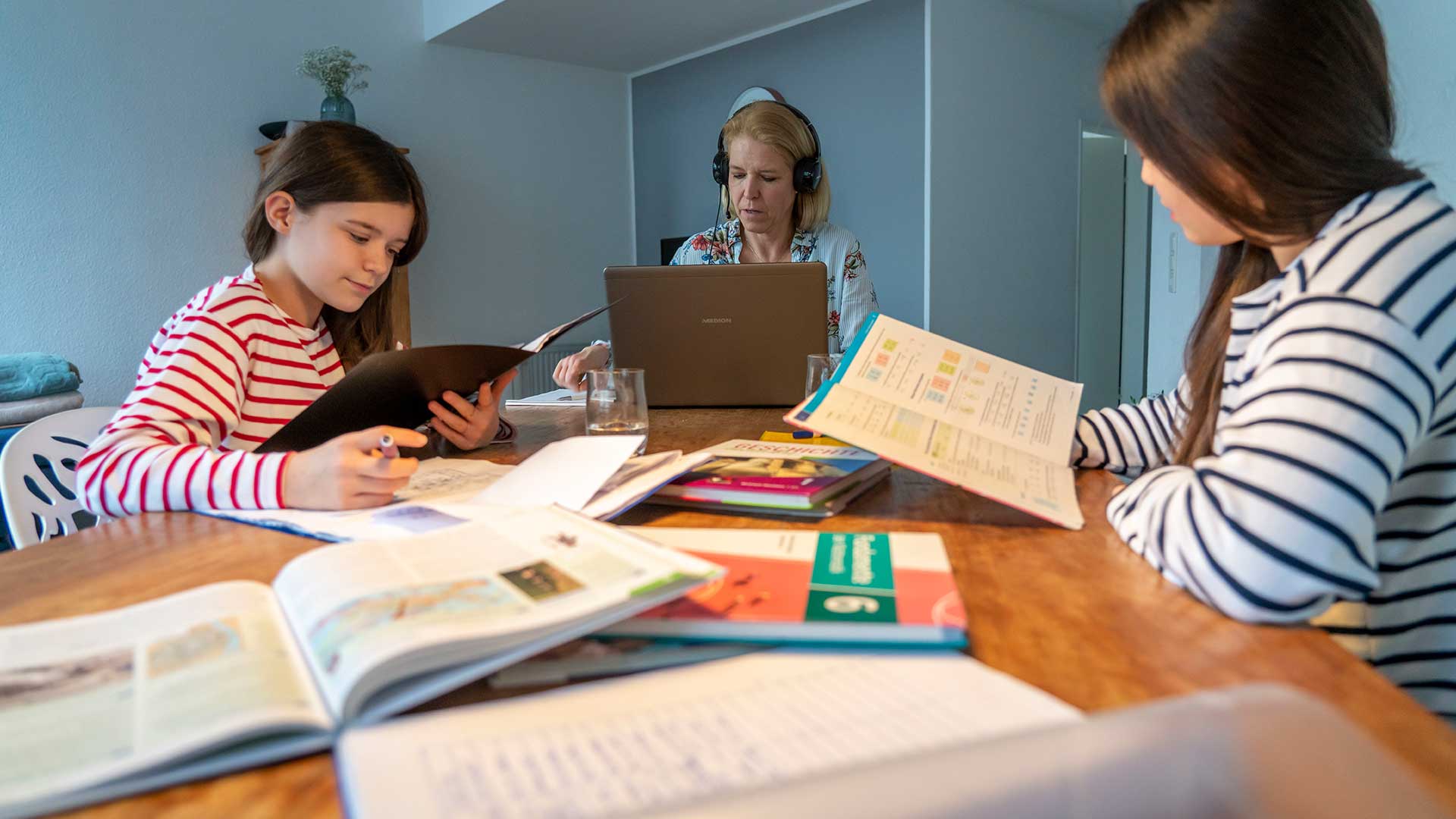 Das Passiert Wenn Schule Ausfallt Oder Zu Hause Stattfindet Quarks De