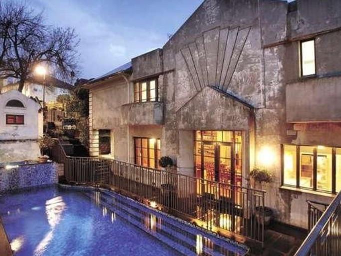 Chemist Warehouse family’s secretive m+ Toorak home buy Chemist Warehouse family’s secretive m+ Toorak home buy