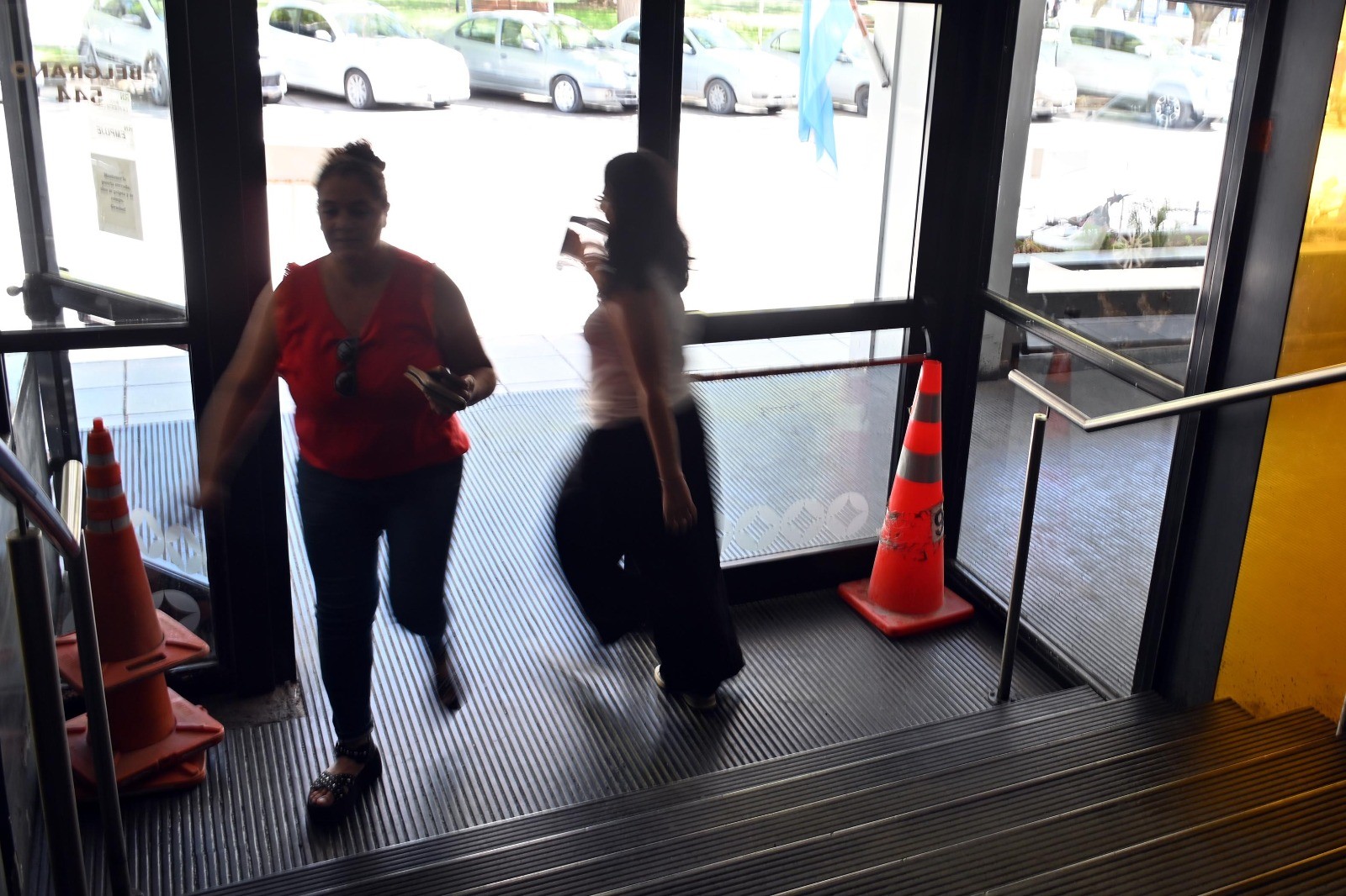 Weretilneck y el plan para estatales: el pago de la recategorización y el pase a planta de los contratados