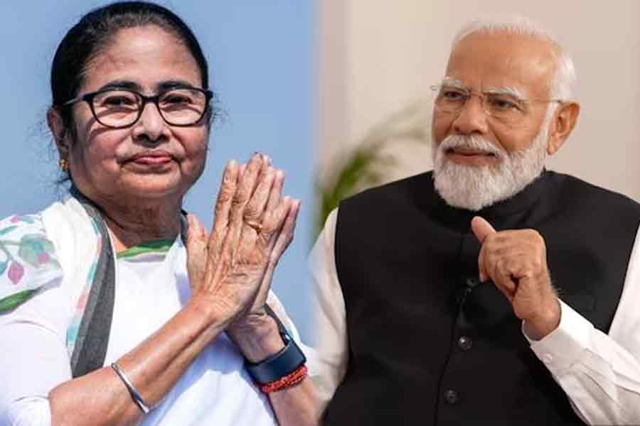‘নমস্কার, ভালো থাকবেন’, সাক্ষাৎ না হলেও কলকাতায় এসে ‘দিদি’কে বার্তা মোদির