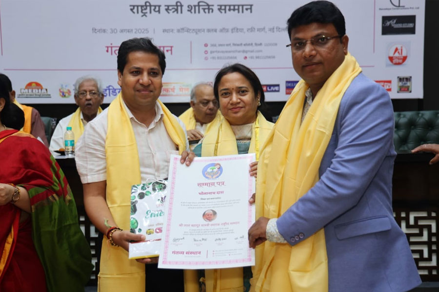 সুন্দরবনের দ্বীপাঞ্চলে শিক্ষার আলো জ্বালিয়ে জাতীয় স্বীকৃতি, আপ্লুত শিক্ষক ভোলানাথ দাস