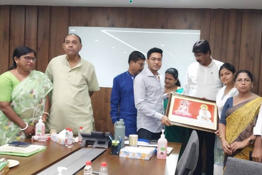 ‘মতুয়া গড় জিততেই হবে’, ছাব্বিশের ভোটে বনগাঁ দখলই পাখির চোখ অভিষেকের