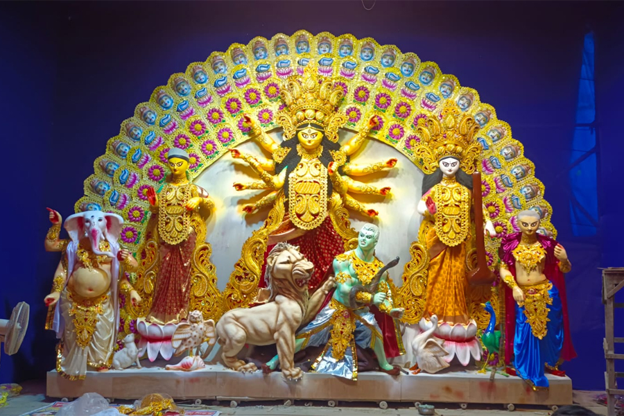 দুর্গাপুজোয় সম্প্রীতির বার্তা দেবে দিঘার জগন্নাথ ধামের আদলে তৈরি টাকির মণ্ডপ