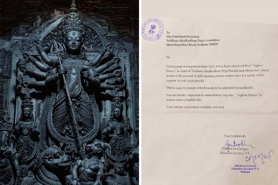 বাড়ছে ভিড়! নিরাপত্তার খাতিরে ত্রিধারা সম্মিলনীর লাইভ অনুষ্ঠান বন্ধের নির্দেশ পুলিশের
