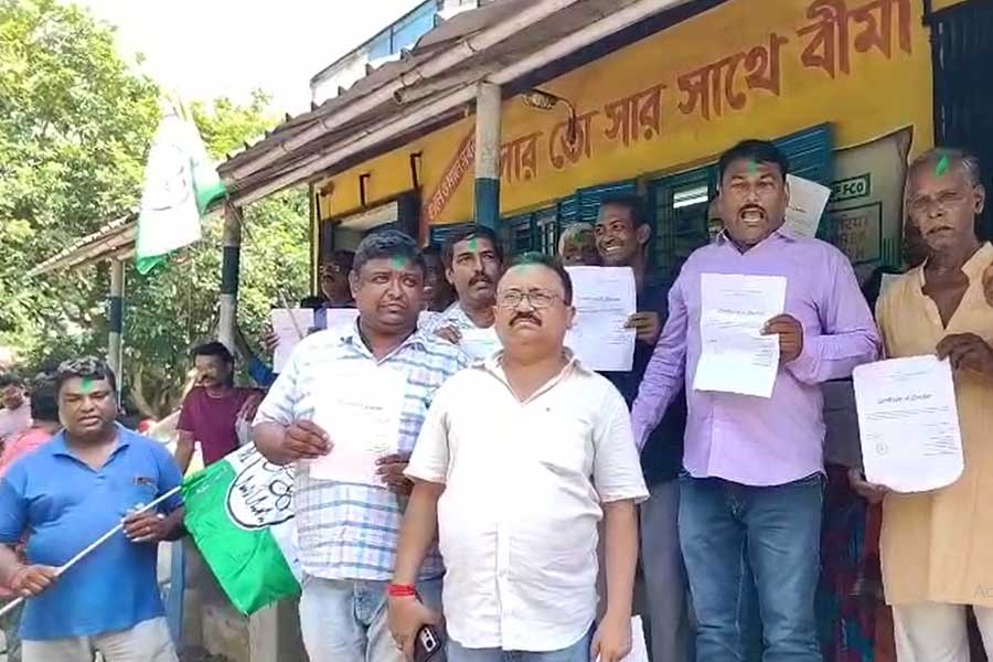দ্বিগুণ আনন্দ! পুজোর মুখে বিনা প্রতিদ্বন্দ্বিতায় হুগলির সমবায় কৃষি উন্নয়ন সমিতিতে বড় জয় তৃণমূলের