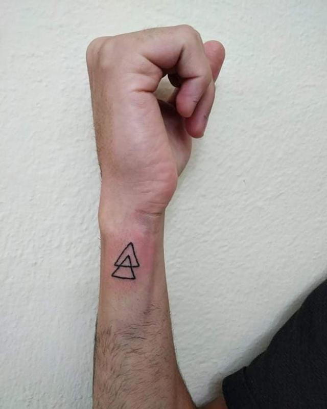 60+ Popular Triangle Tattoo Design Ideas (2022 Updated) - Saved Tattoo 800_x_640_jpg
