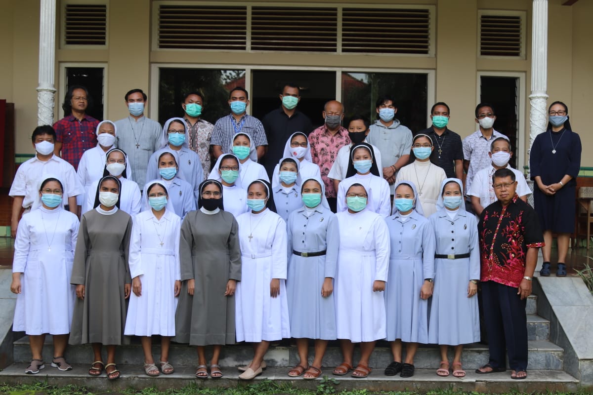 26 Religius Ikuti KPPK di Roncalli: Tiga Bulan Hening Mengolah Hidup |  SESAWI.NET