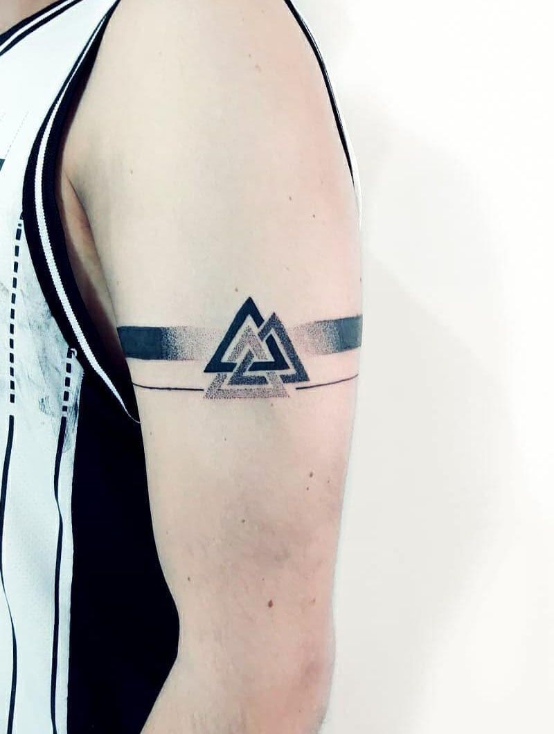 30 Pretty Valknut Tattoos To Inspire You | Style Vp | Page 6 1060_x_800_jpg