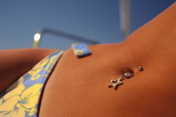 Piercing-No-Umbigo - Tattoo Tatuagem 399_x_600_jpg