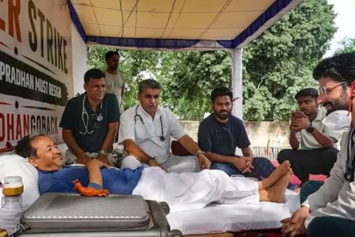 আমি গান্ধী নই! নিট দুর্নীতিতে ১৪ দিনের অনশন মঞ্চ থেকে দেশবাসীকে কড়া বার্তা সোনমের – এবেলা