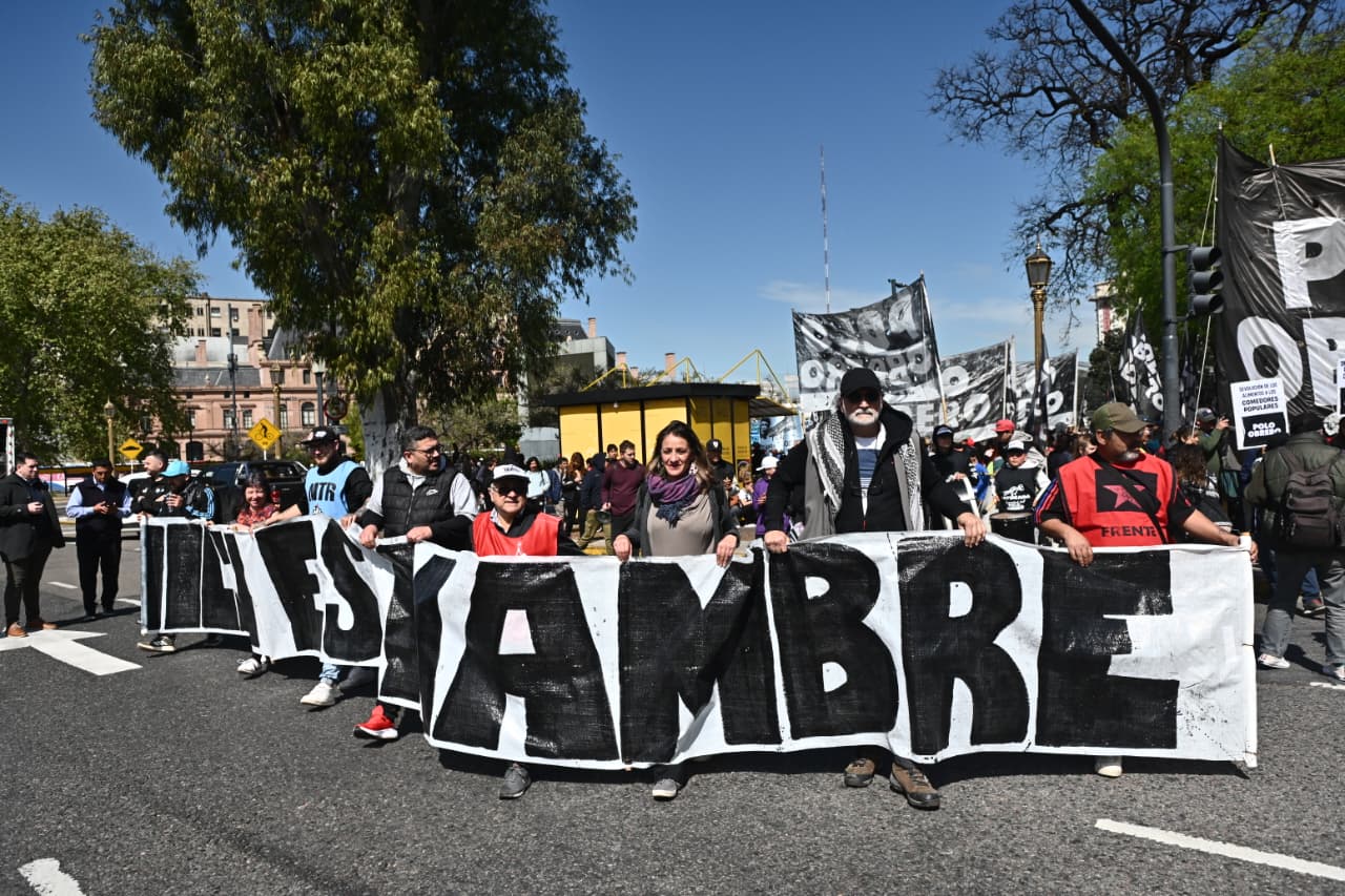 El Frente de Lucha Piquetero movilizó a Capital Humano por alimentos y con graves denuncias a Petovello