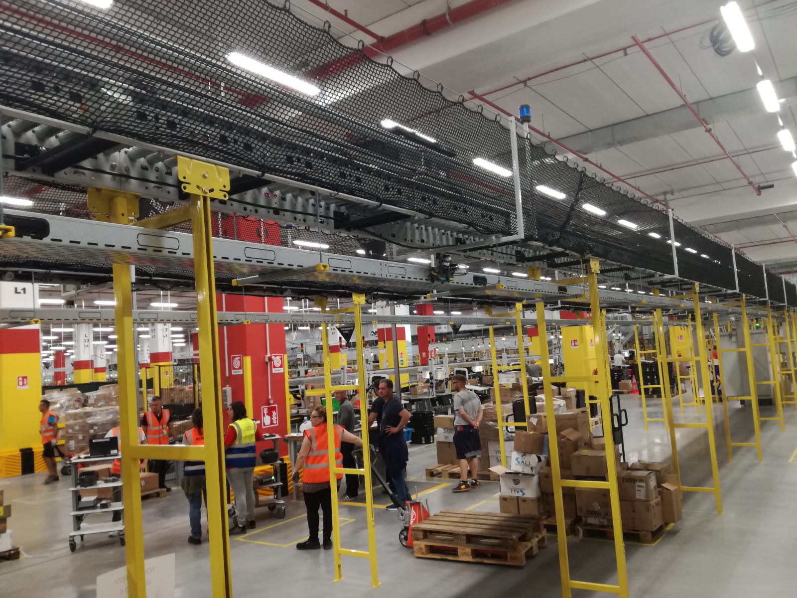 Visite Virtuali Ai Centri Di Distribuzione: Amazon Apre Le Porte Per Svelare I Segreti Di Torrazza Piemonte - Torino Oggi 1200_x_1600_jpg