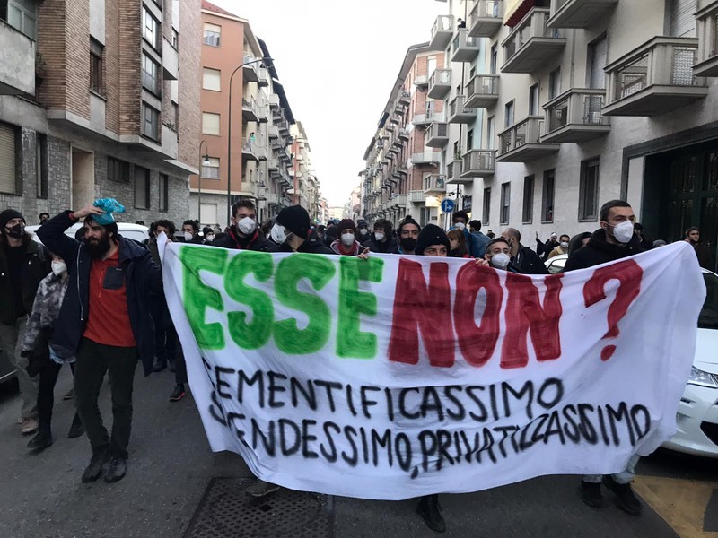 Scontri Tra Polizia E Centri Sociali, Rosatelli: "La Gestione Muscolare Dell'ordine Pubblico Non È Mai Giustificata" - Torino Oggi 600_x_800_jpg