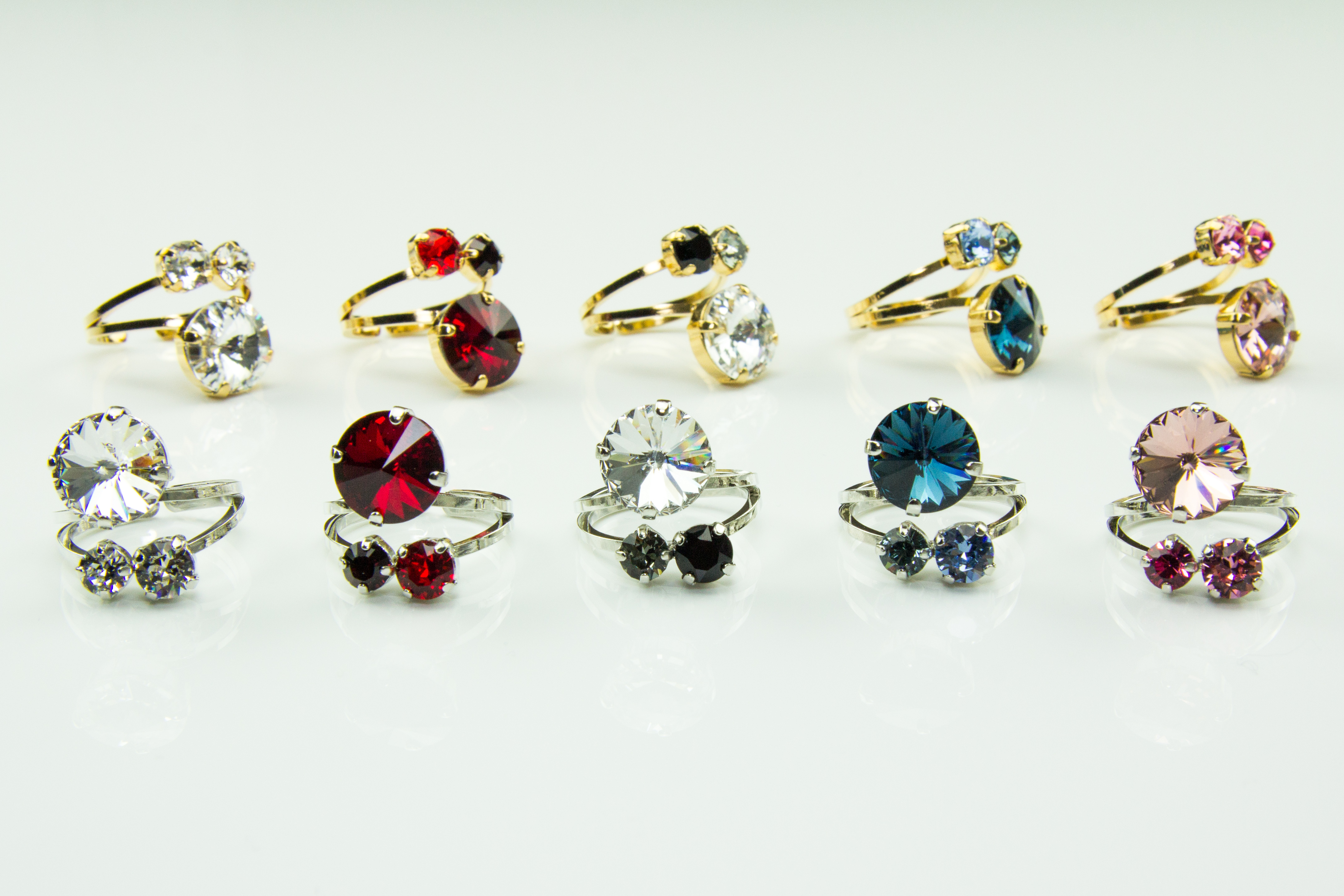 Ring Mit Swarovski Kristallen Rhodiniert Oder Vergoldet Traumflug Online Shop Das Geschenkeparadies